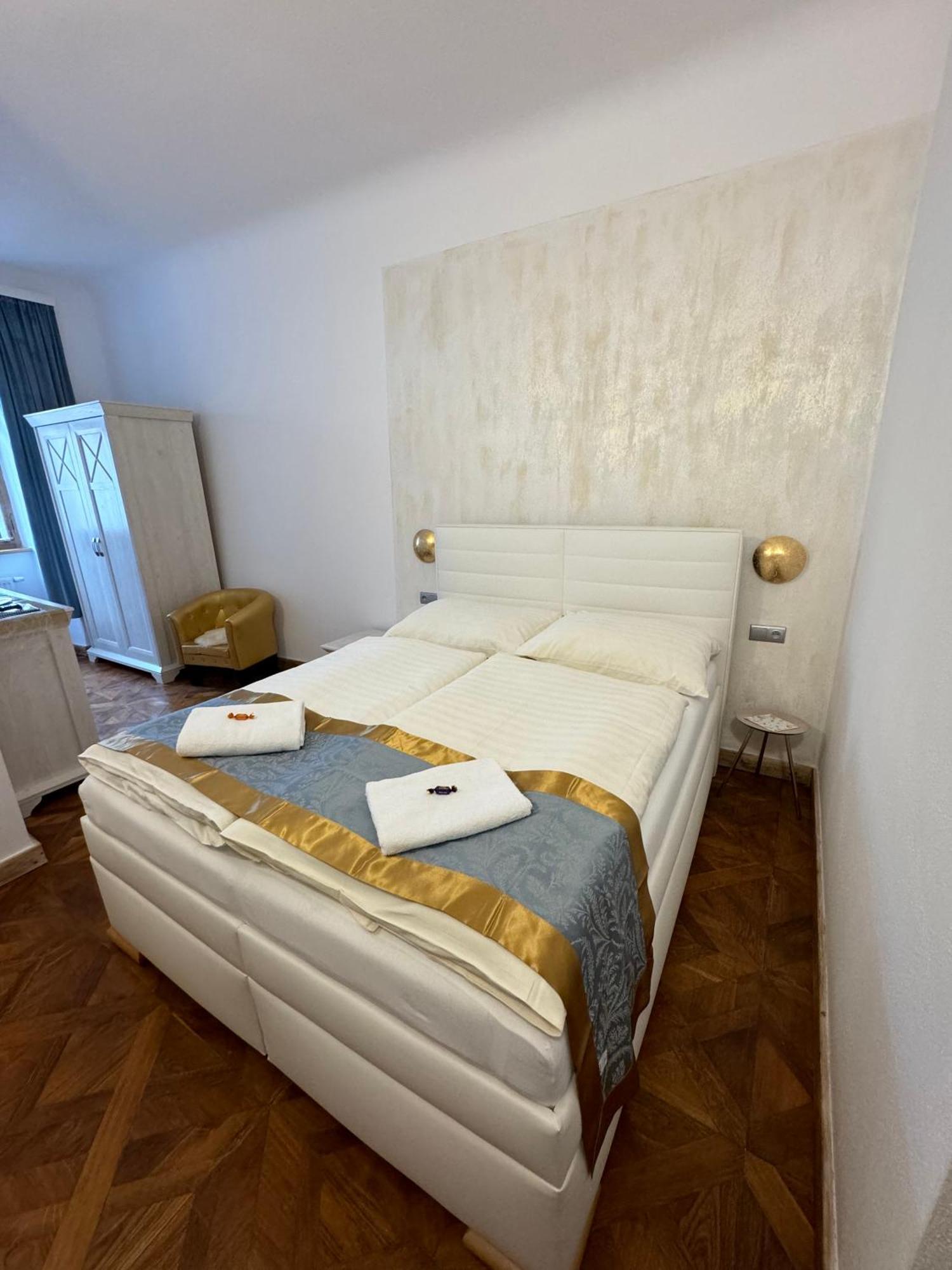 & Restaurant Atmosfera Gasthof 4*
