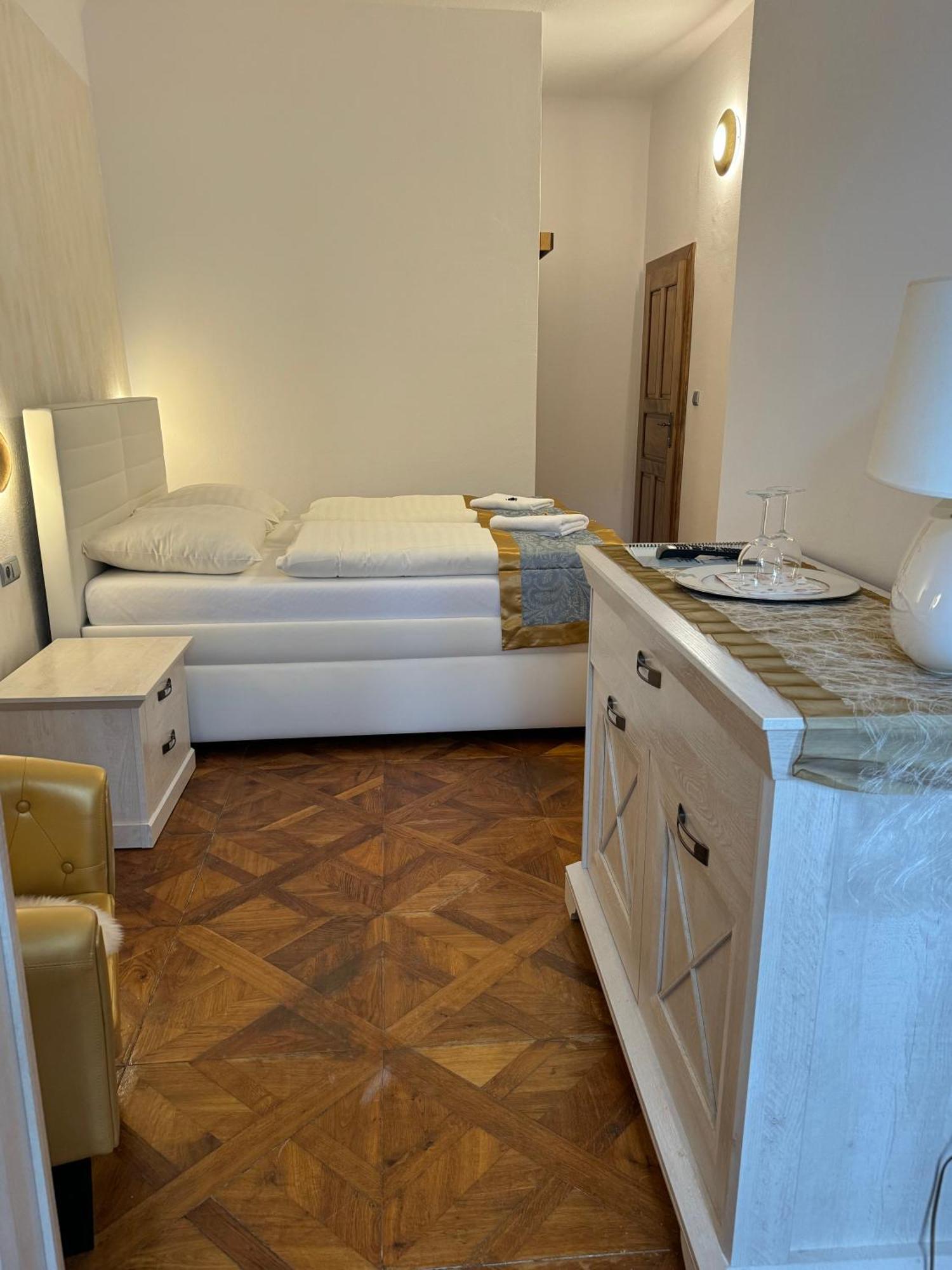 Maison d'hôtes Pension&restaurant Atmosféra 4*