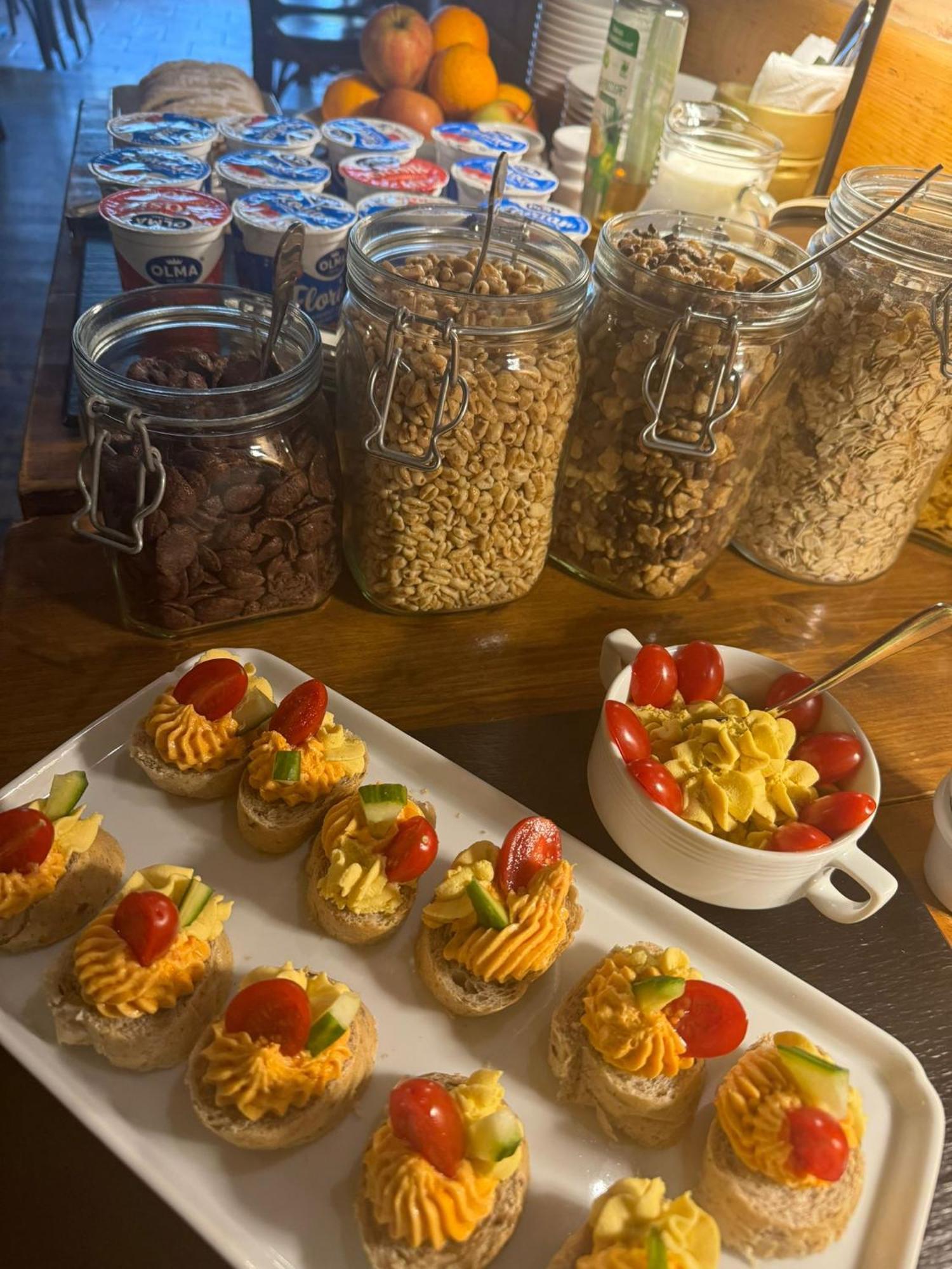& Restaurant Atmosfera 4* Loket
