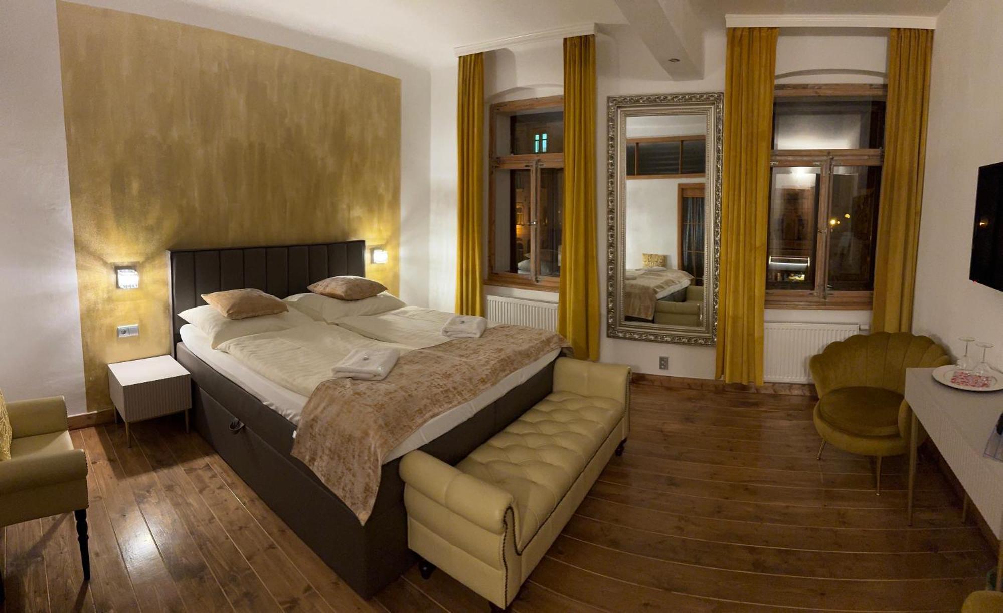 & Restaurant Atmosfera 4* Loket